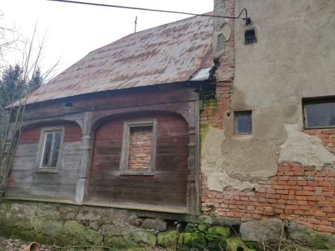 Rodinný dům - podíl 1/2
