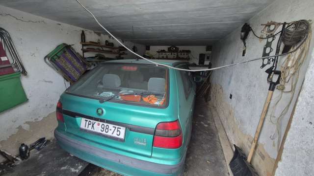 Garáž, Šluknov, okr. Děčín