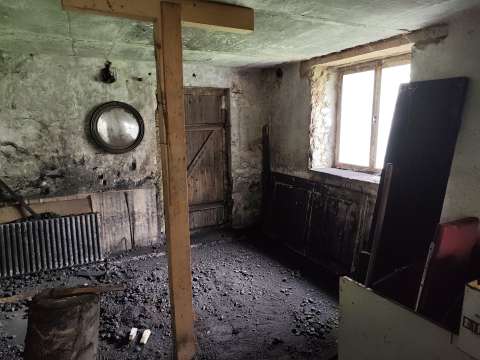 Rodinný dům a pozemky, obec Huť, okr. Jablonec nad Nisou