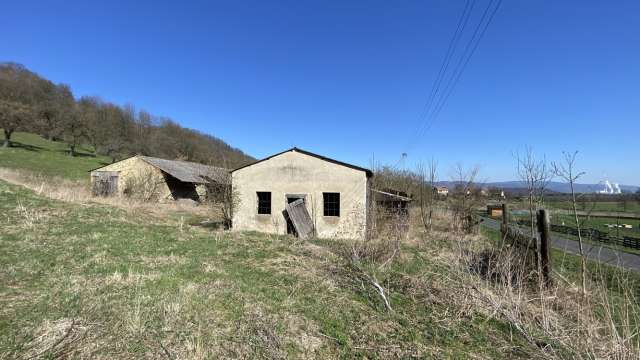 Ideální podíl ½ zemědělských staveb a pozemků, obec Lestkov, okres Chomutov