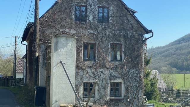 Ideální podíl ½ RD a zahrady, obec Lestkov, okres Chomutov