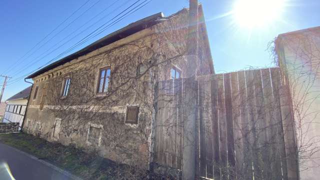 Ideální podíl ½ RD a zahrady, obec Lestkov, okres Chomutov