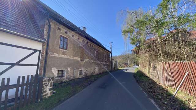 Ideální podíl ½ RD a zahrady, obec Lestkov, okres Chomutov