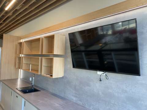 Soubor movitých věcí - zařízení cukrárny - Veřejná soutěž o nejvhodnější nabídku