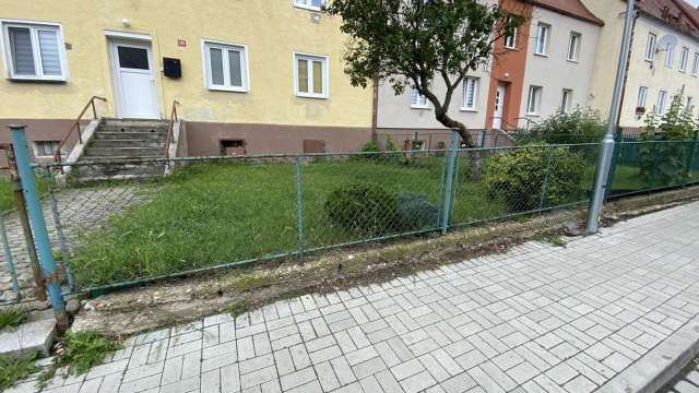 Podíl 1/2 orná půda-Sulice,Praha-Vých. a zahrada-Miřetice u Klášt. n. Ohř.
